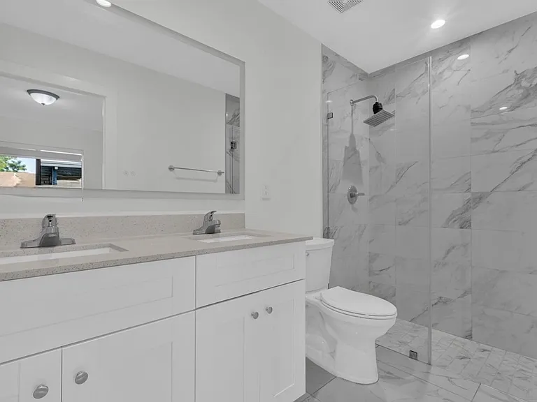 2490 NW 44th St #2490 — Photo 17