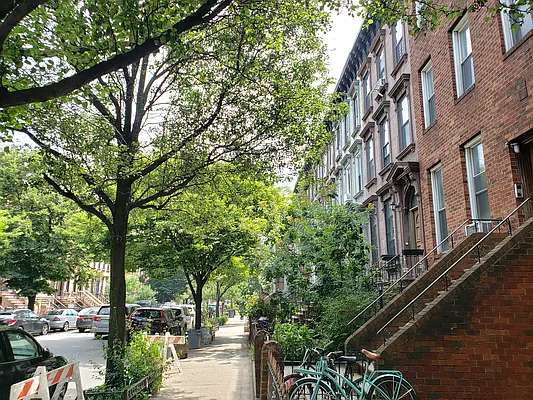 Rented by Signature Property Realty | media 22