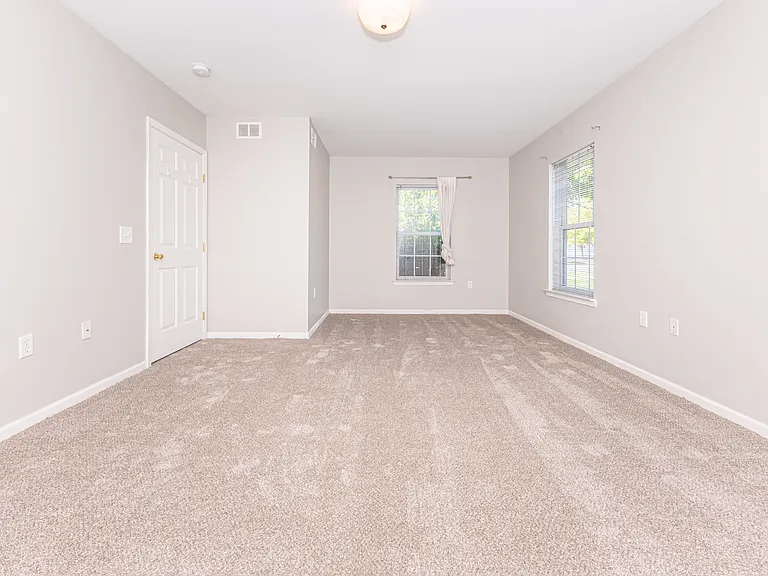 2646 S Knightsbridge Cir #1 — Photo 35