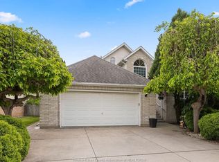 4577 Hunt Club Cres, Windsor, ON N9G 2P6