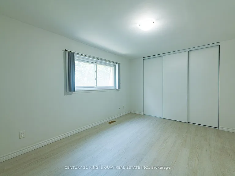 44 Chester Le Blvd #32 — Photo 20