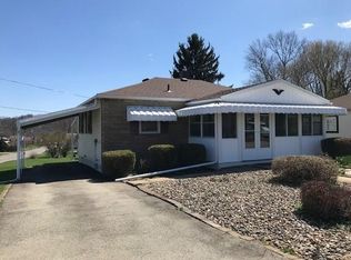 2664 Norma Dr, Lower Burrell, PA