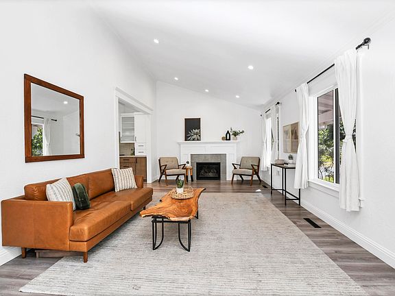 5th image of 2622 Breton Pl