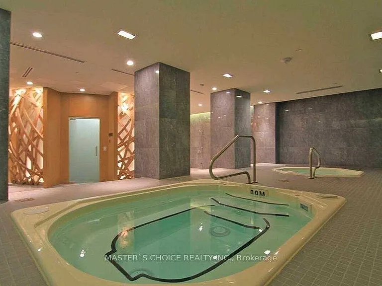 120 Harrison Garden Blvd #1112 — Photo 10