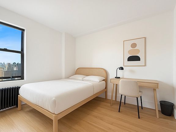 4th image of 166 W 75th St #12A