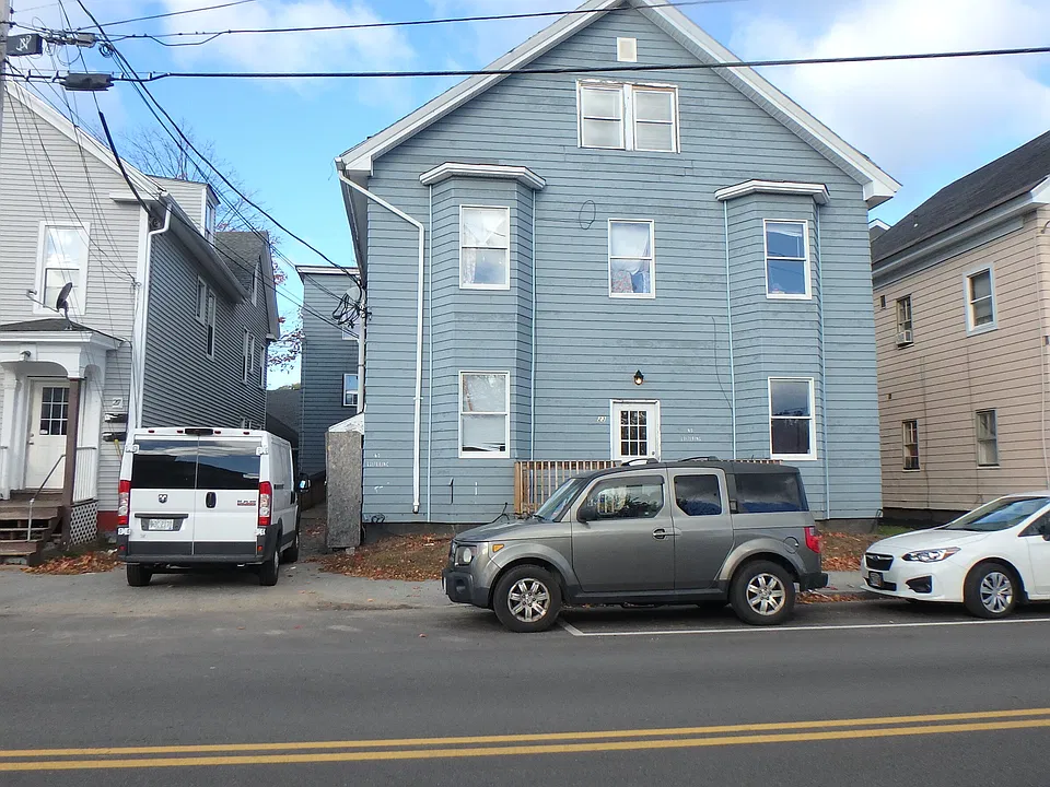 Building Photo 4