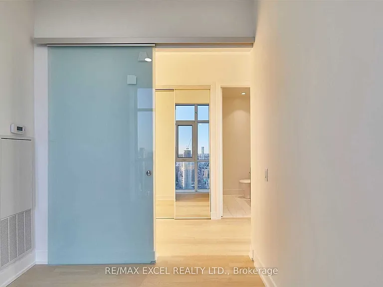 7 Grenville St #6403 — Photo 17
