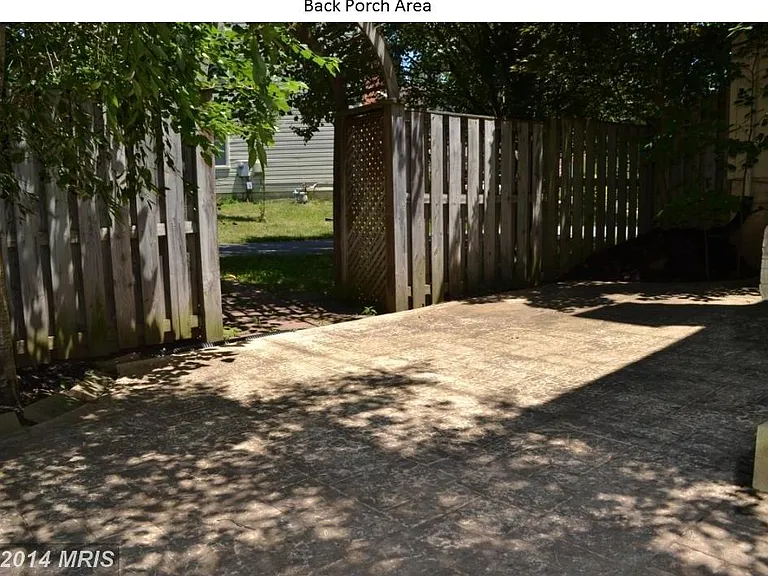 Stonebrook Ct — Photo 2