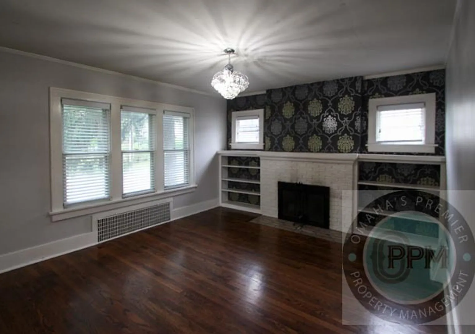 Beautiful 4Bd/3Bd House | Aksarben Omaha! — Photo 2