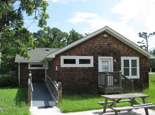 8584 Caratoke Hwy, Powells Point, NC 27966
