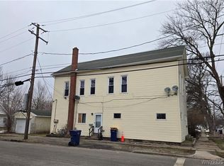 285 Clinton St, Lockport, NY 14094