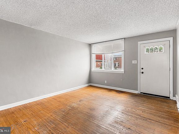 5th image of 621 Beech Ave