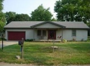 615 Little Meadow Dr, Dayton, OH 45404