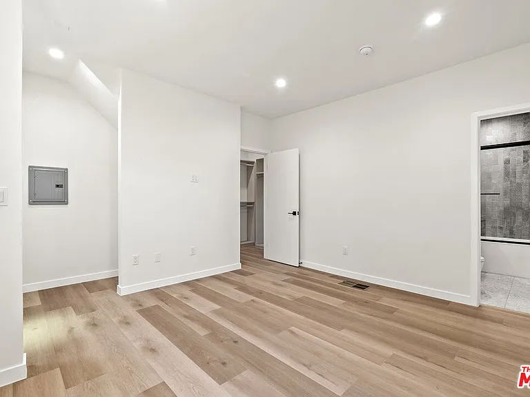 1305 Lucile Ave #1 — Photo 13