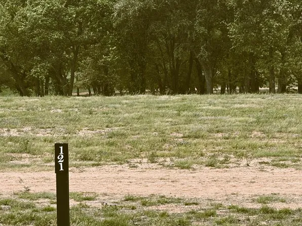 518 Interlaken St, Fredericksburg, TX 78624