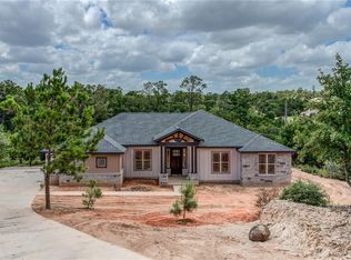 194 Manawianui Dr, Bastrop, TX 78602