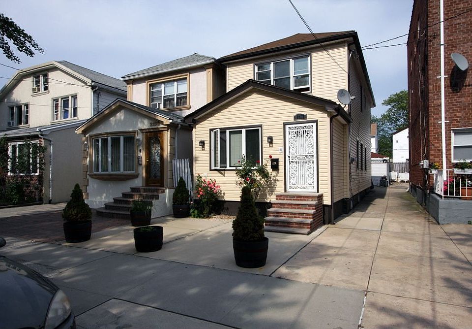 1st image of 2297 E 21st St