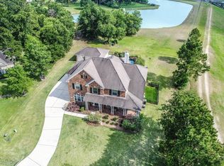 30002 E Legends Trail Ct, Spring, TX 77386