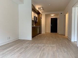 2nd image of 1575 Lakeshore Rd W #253
