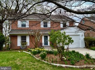6016 Onondaga Rd, Bethesda, MD 20816