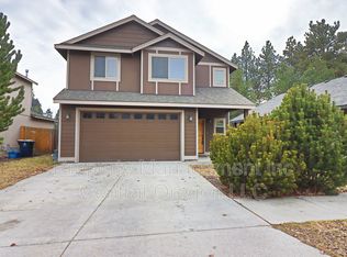 20277 SE Knightsbridge Pl, Bend, OR 97702