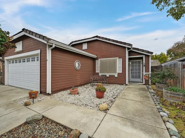 985 Hunter Ln, Woodland, CA 95776