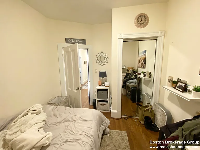 106 Buttonwood St #2 — Photo 9