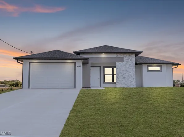 3045 E Briarwood Cir, Labelle, FL 33935