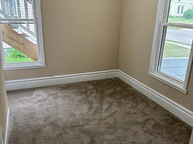 431 Oak Grove Ave #1 — Photo 3