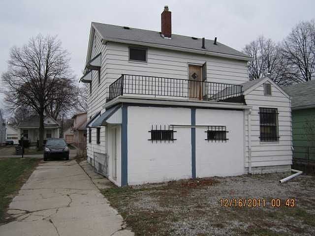 2nd image of 818 Evesham Ave