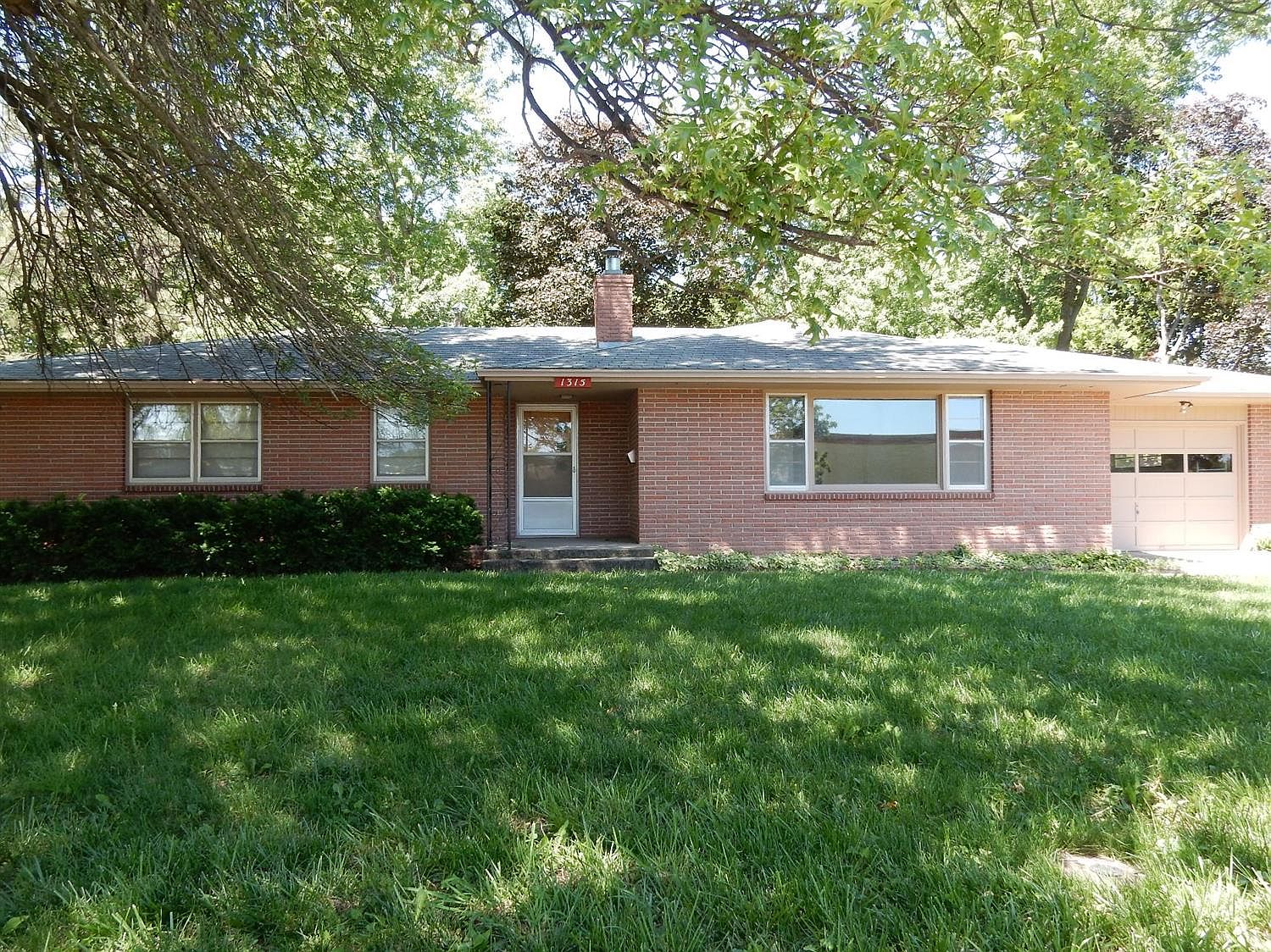 1315 N 14th St Beatrice NE 68310 Zillow