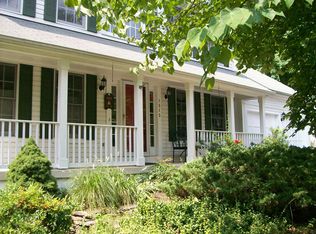 1515 Rochester Ct, Crofton, MD 21114