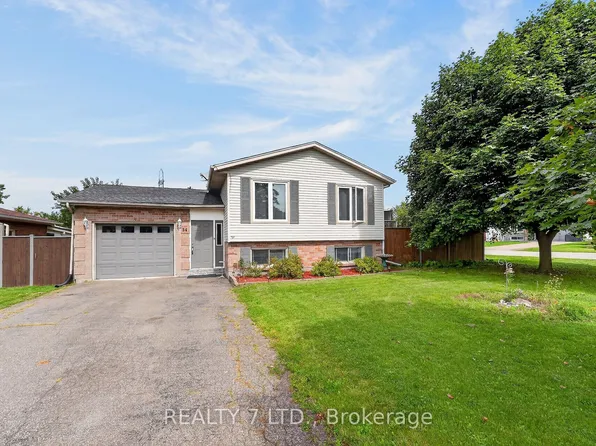 54 Cowan Dr, Thorold, ON L2V 4Y9