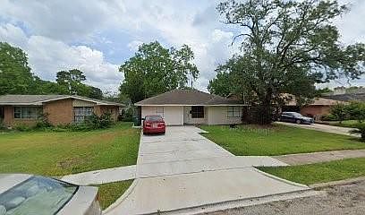 1st image of 2702 Tidewater Dr