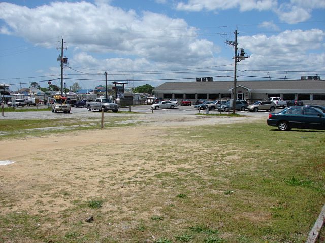 1st image of 312 Canal Dr