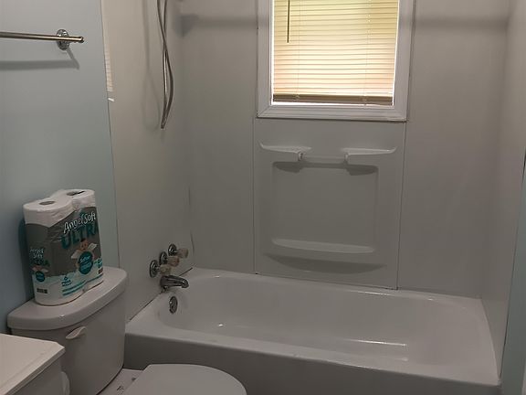 5th image of 1493 Gaither St #1-4
