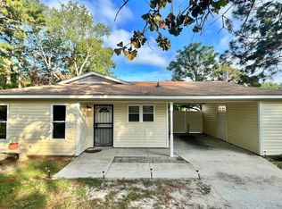 703 Amber Dr, Fayetteville, NC 28311