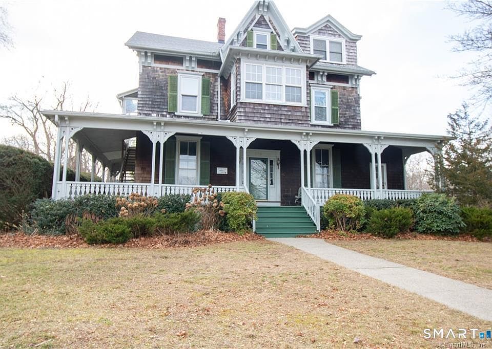1st image of 883 Montauk Ave APT 2