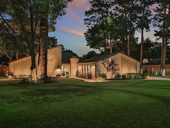 5th image of 11918 Beverly Dr