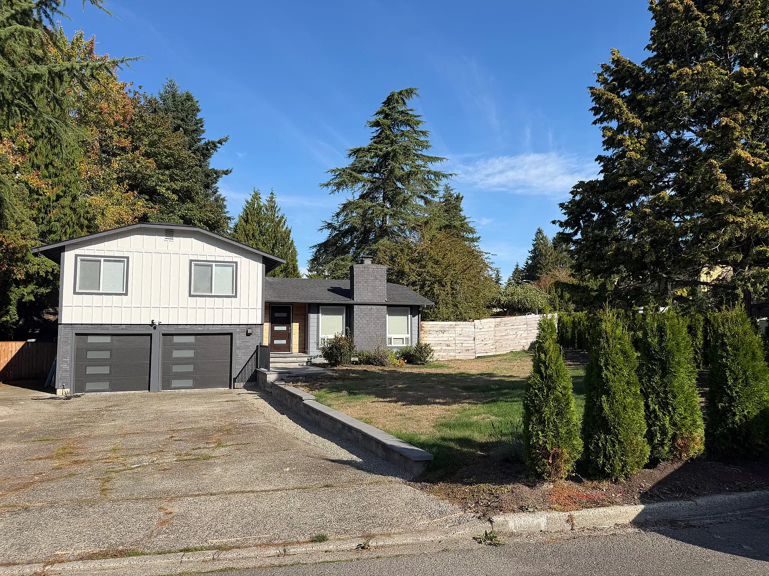 3 bed, 2.5 bath, 1460 sqft, $3,800 — Photo 1