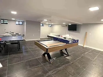 Rented by Tapiro Realty