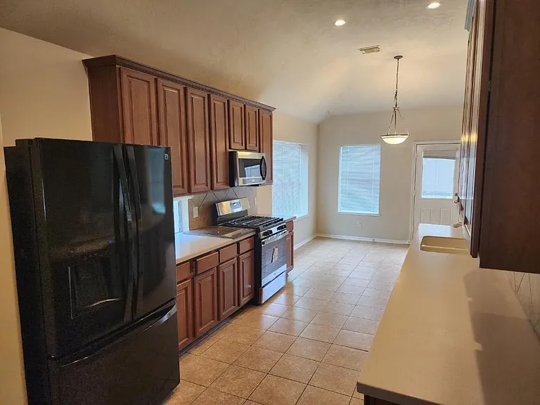 6411 Briar Moss Ln — Photo 18