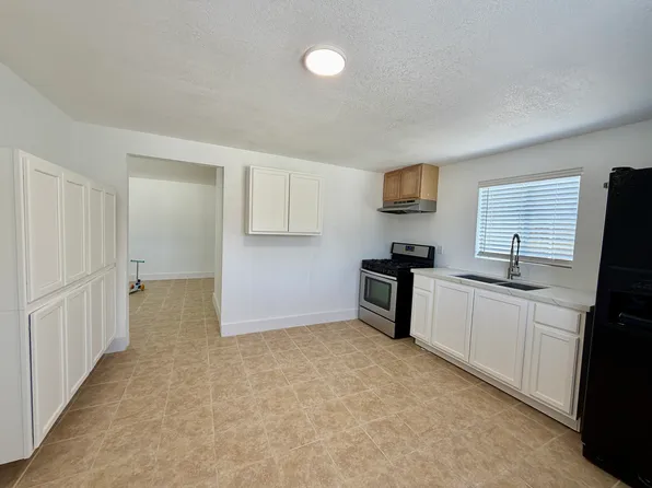 52717 Calle Techa #B, Coachella, CA 92236