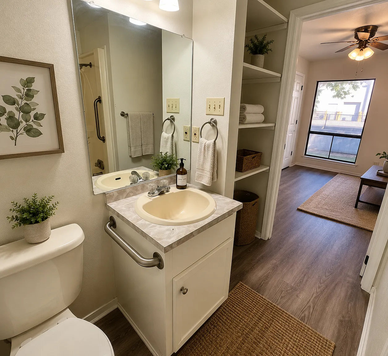 2362 W Denman St — Photo 3