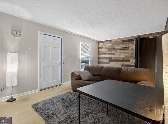 4th image of 540 Aubrey Drive