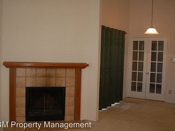 5th image of 114 London Ln