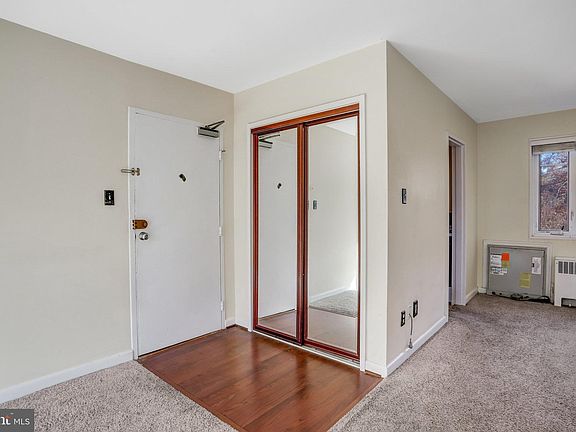 5th image of 10413 Montrose Ave #M-302
