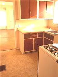 3rd image of 4816 Hillside Ave