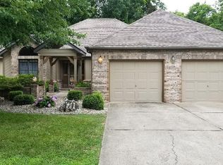 13 Lindenwood Dr, Collinsville, IL 62234