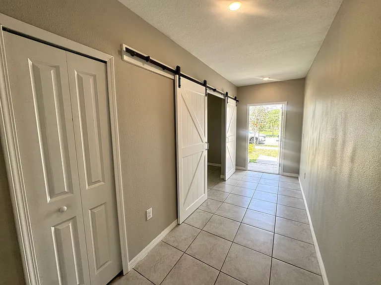5415 Amaryllis Garden St — Photo 21